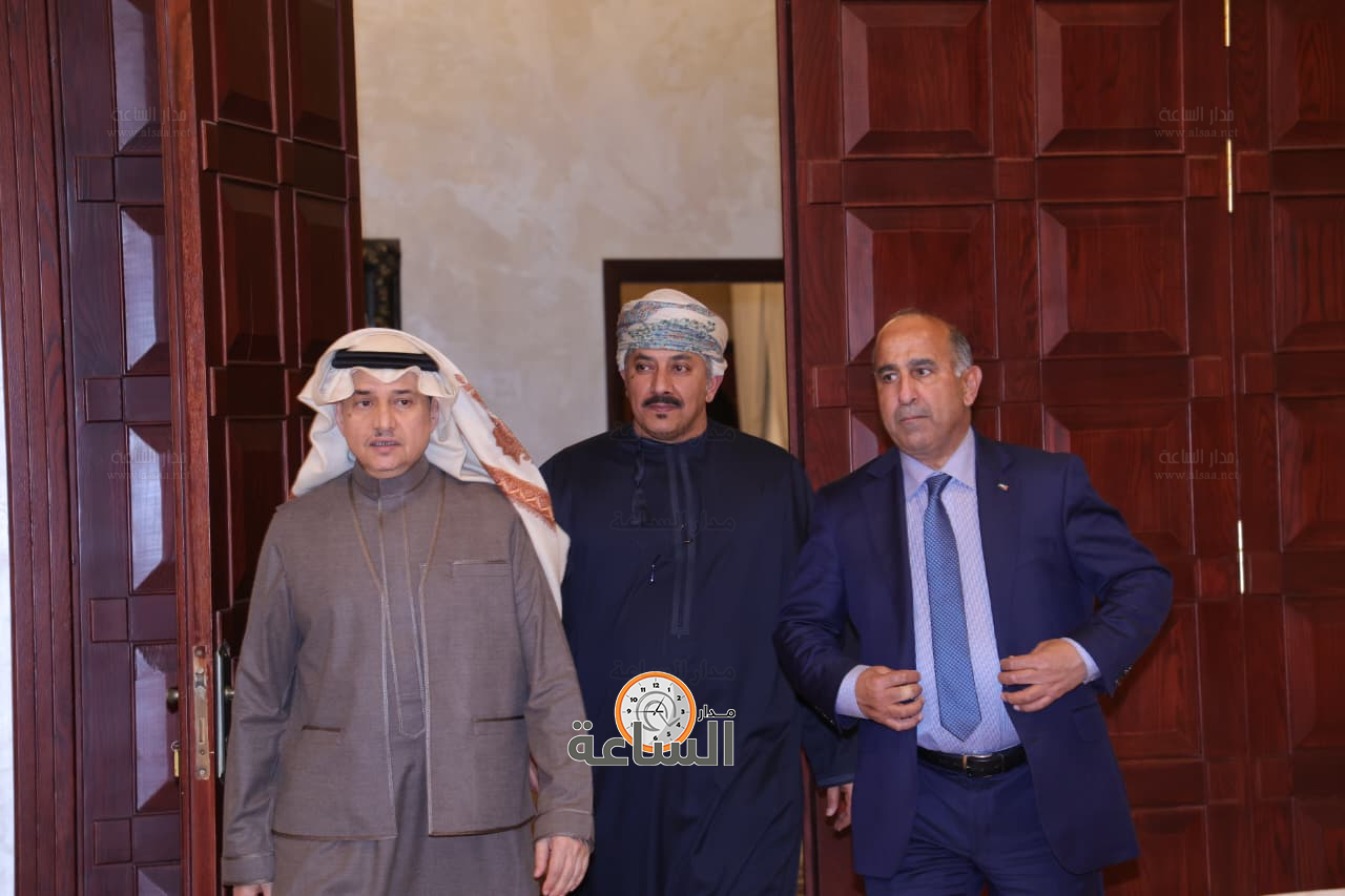 Madar Al-Saa Images 0.6938768770328634