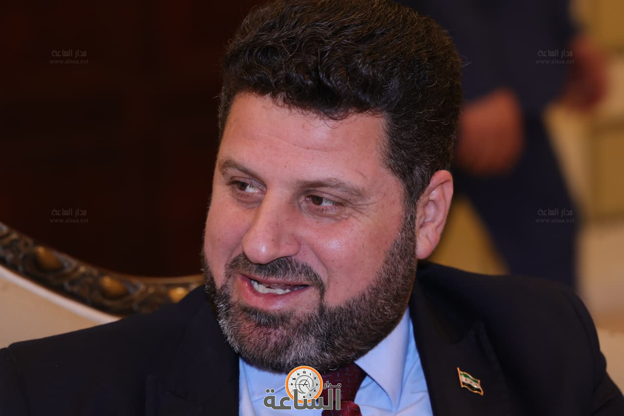 Madar Al-Saa Images 0.45470040580990156