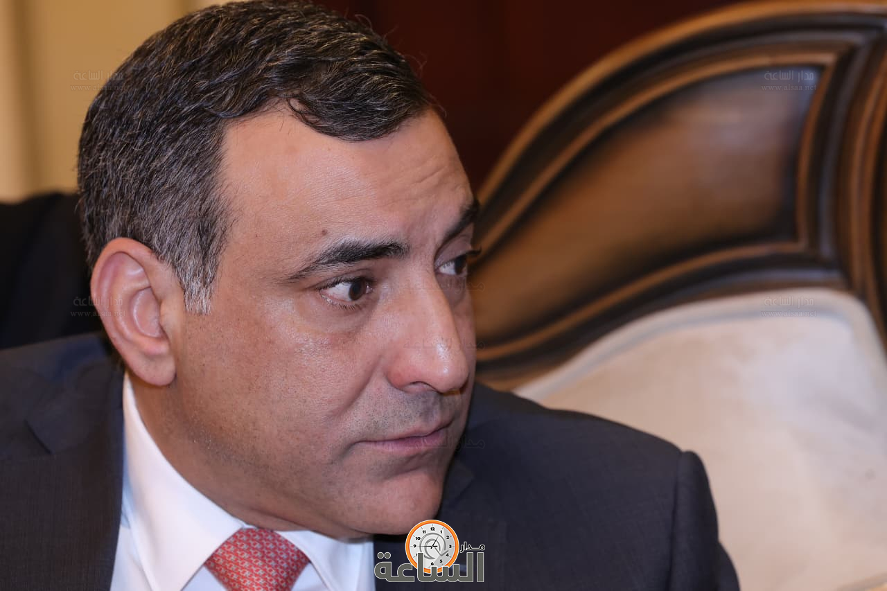 Madar Al-Saa Images 0.542341831933388