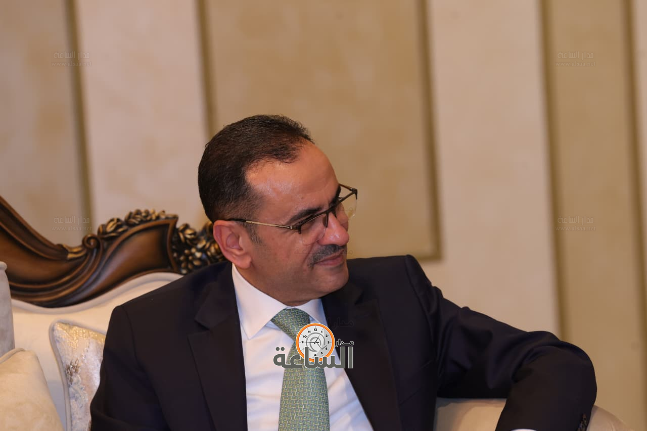 Madar Al-Saa Images 0.9108662359350156