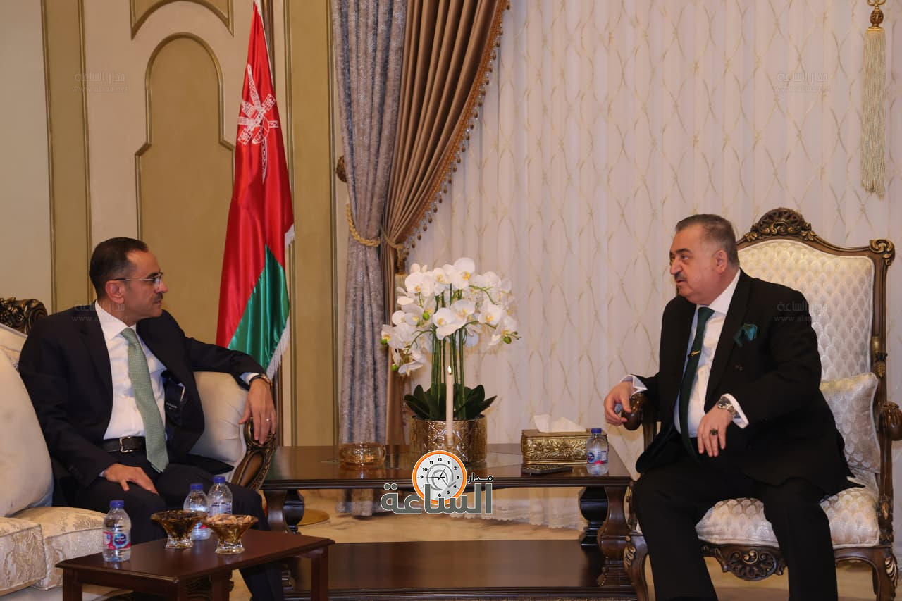 Madar Al-Saa Images 0.052198220564264264