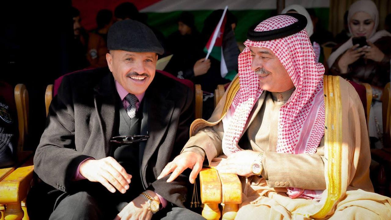 Madar Al-Saa Images 0.766104861107131