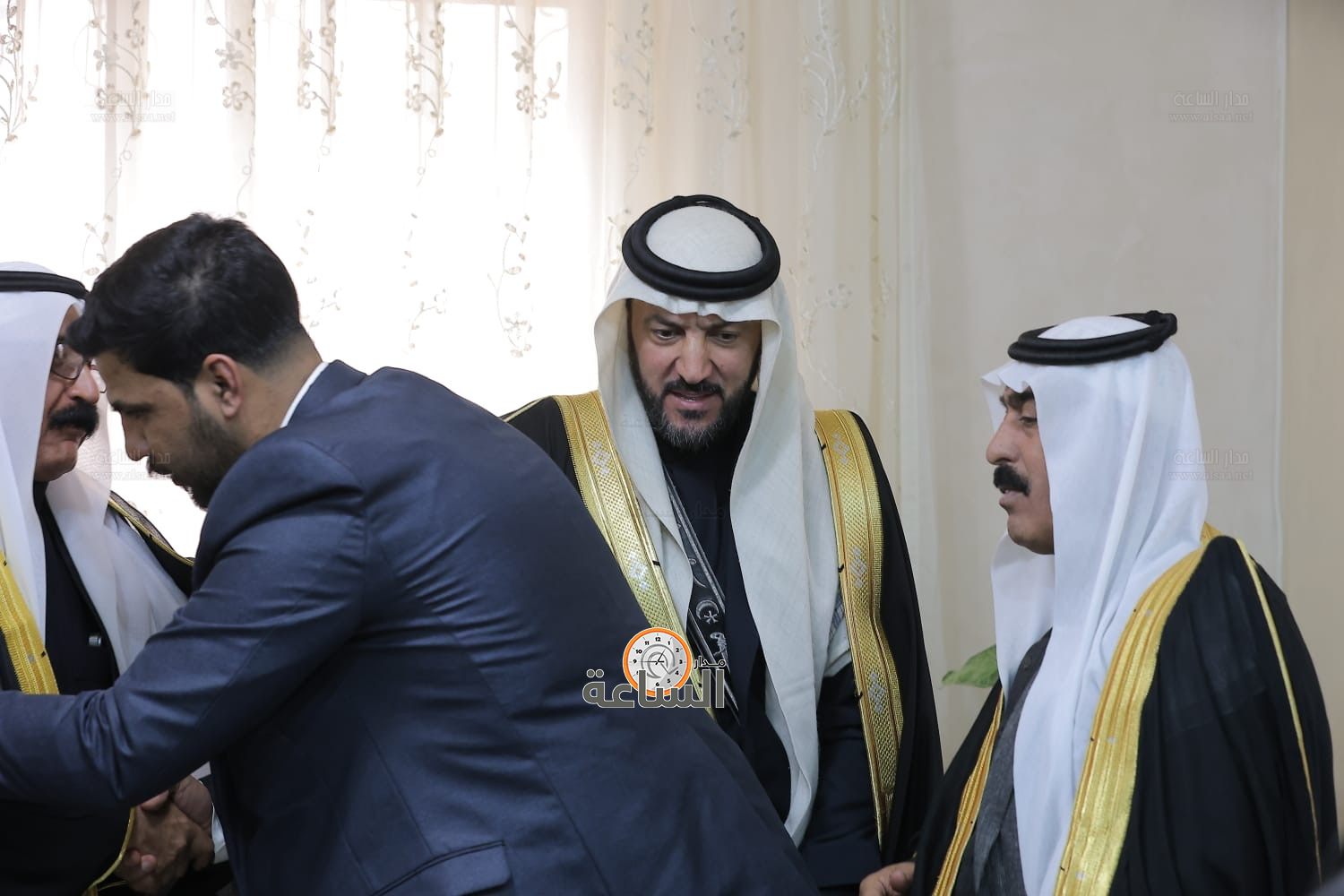 Madar Al-Saa Images 0.41799503006583083