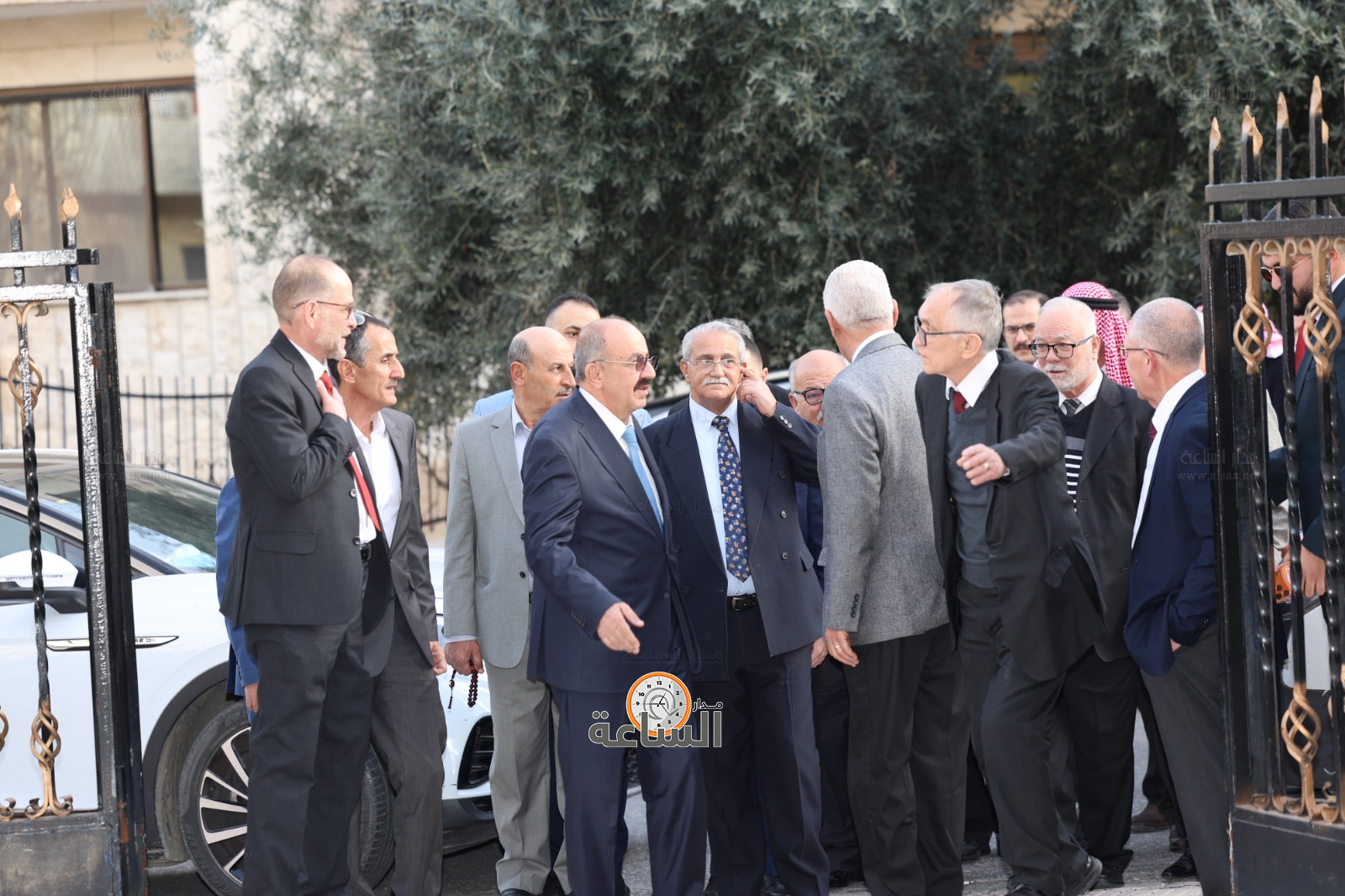 Madar Al-Saa Images 0.3701718898635218