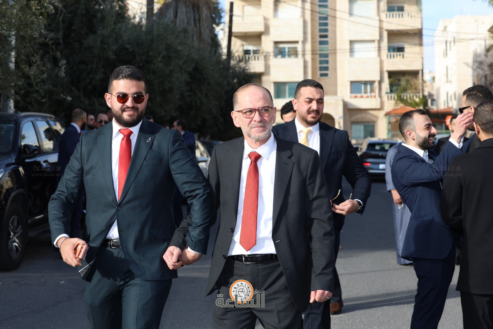 Madar Al-Saa Images 0.3945294707706054