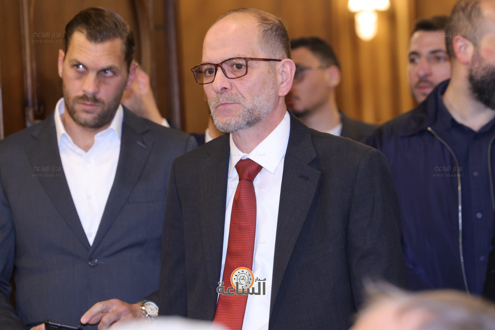 Madar Al-Saa Images 0.5124755197716176