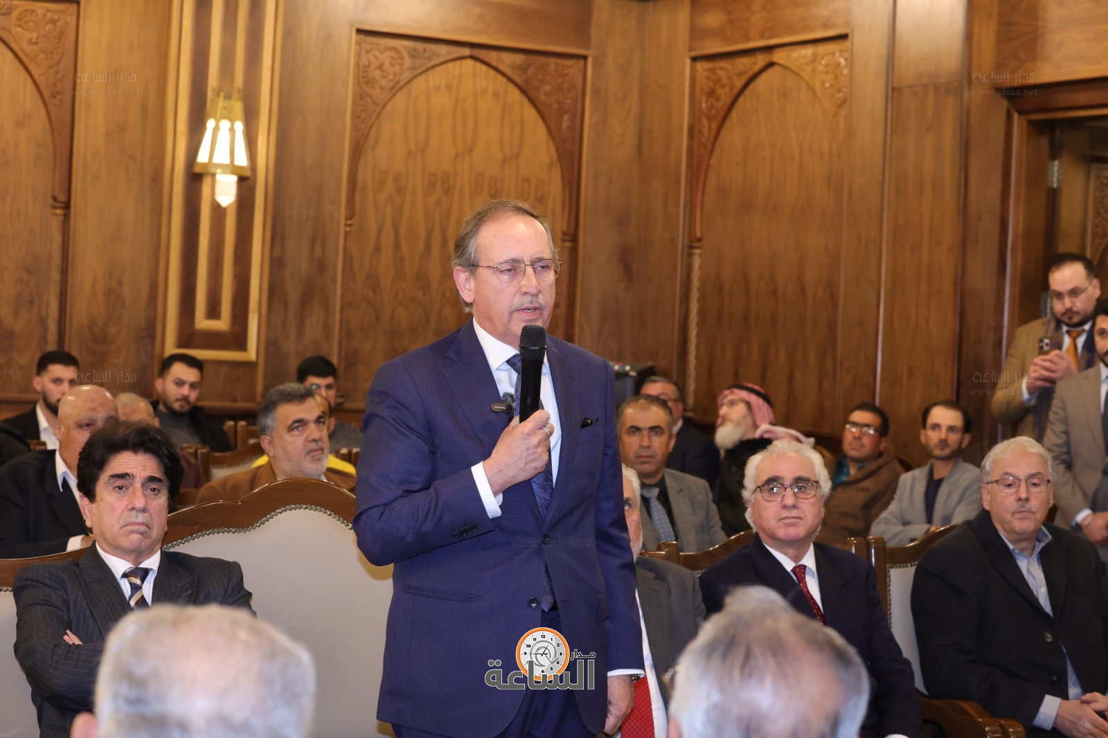 Madar Al-Saa Images 0.5679418829764215