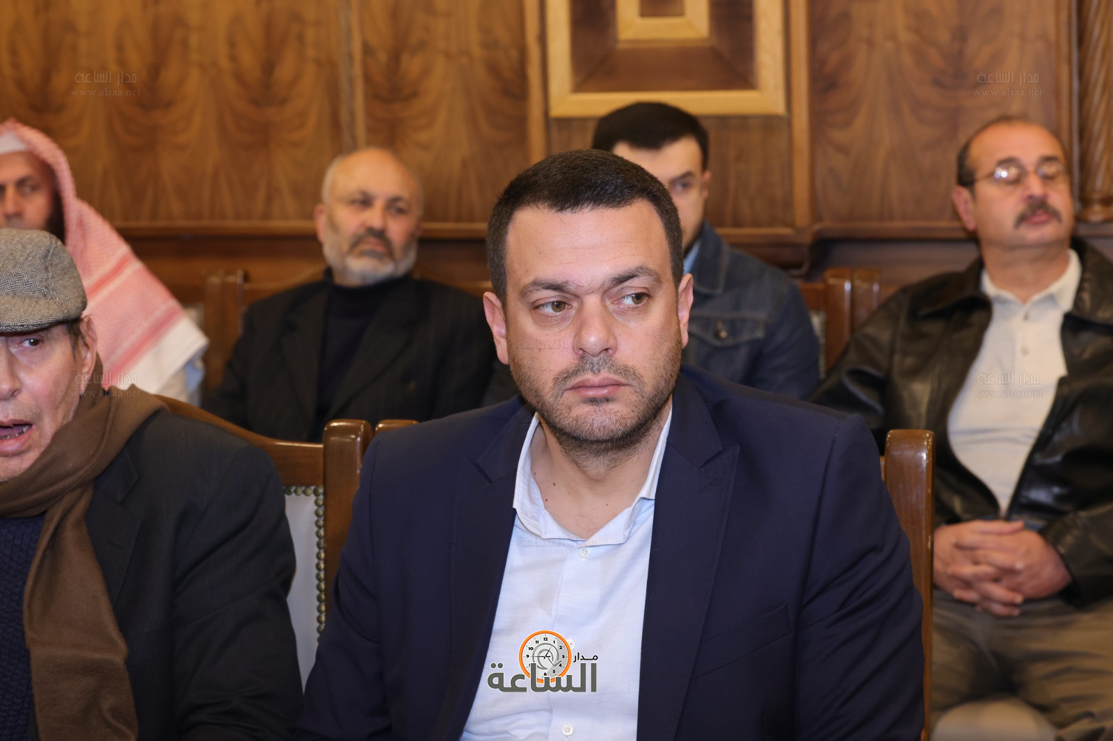 Madar Al-Saa Images 0.46185975441341376