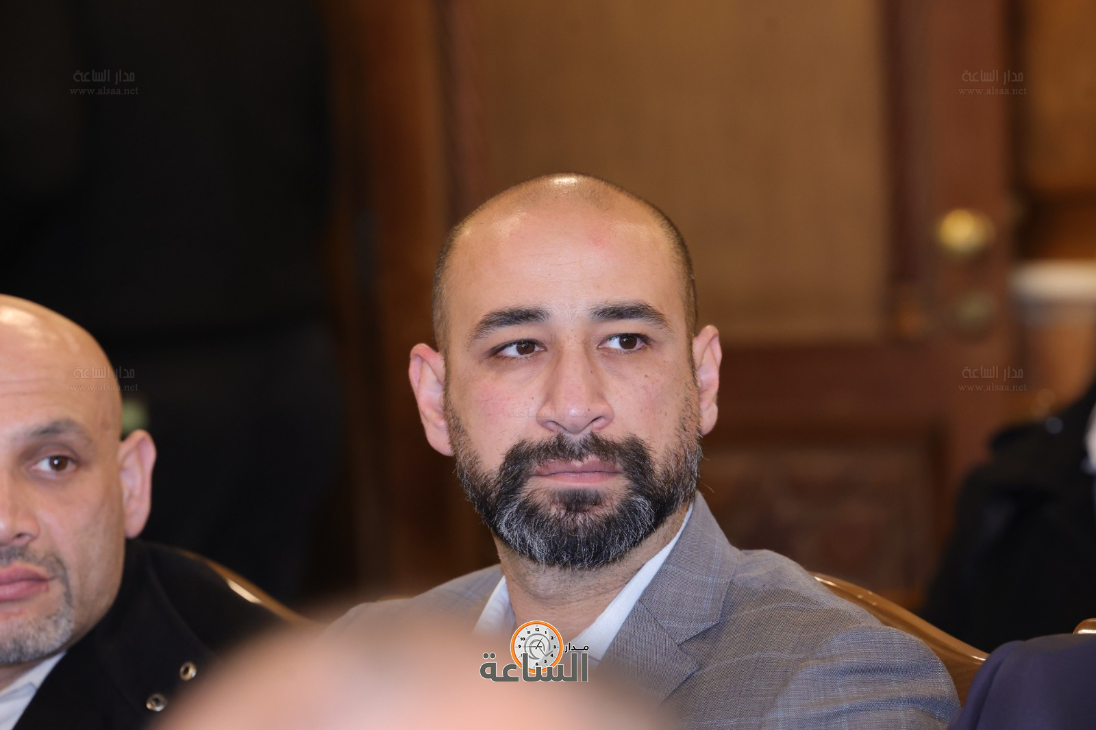 Madar Al-Saa Images 0.46945357242143004