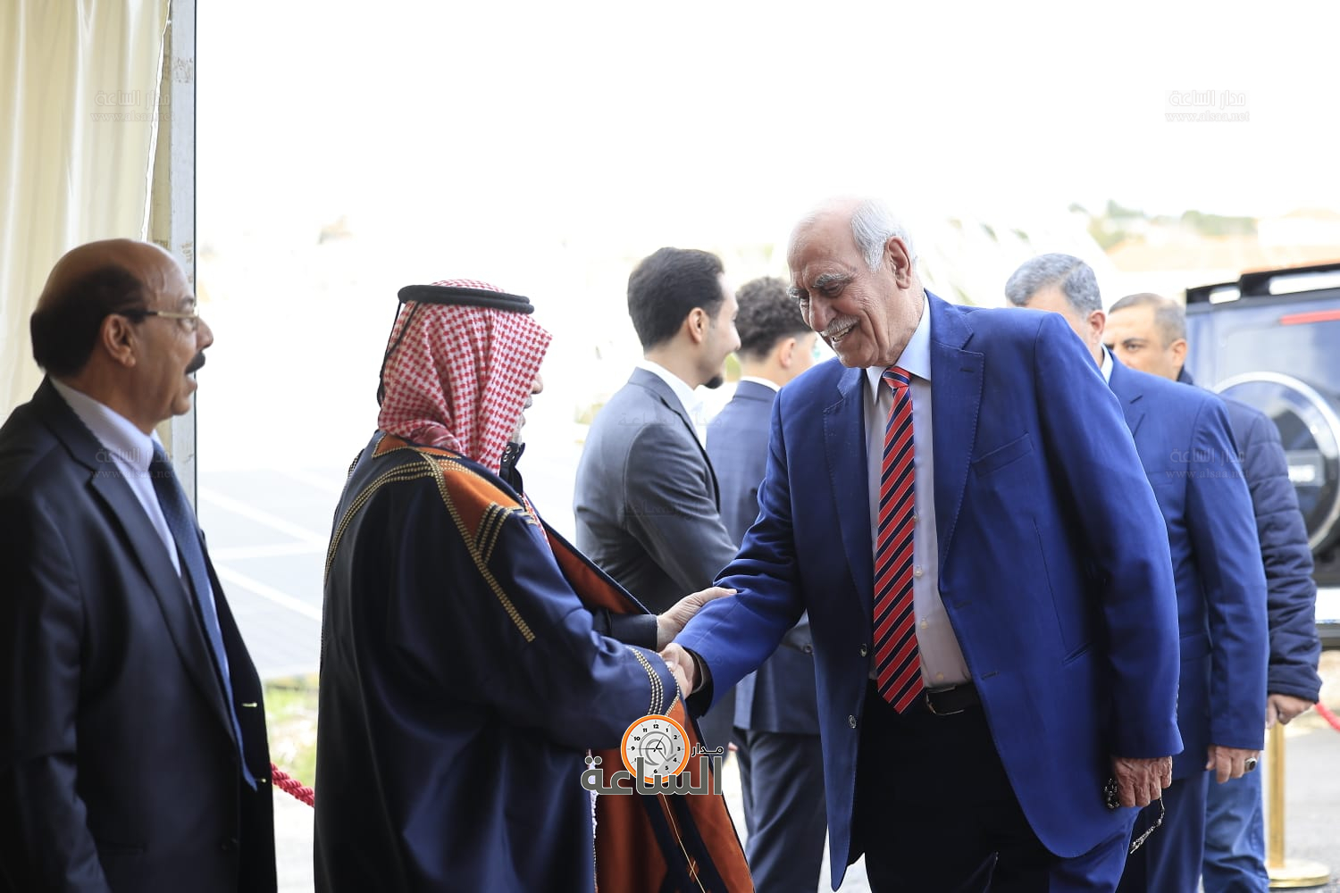 Madar Al-Saa Images 0.7149803436750615