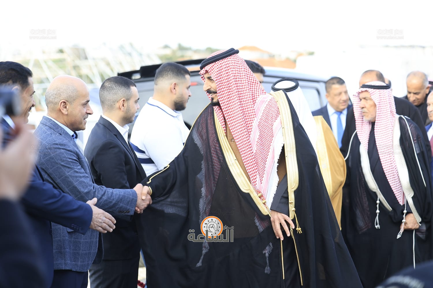 Madar Al-Saa Images 0.15519357042995752