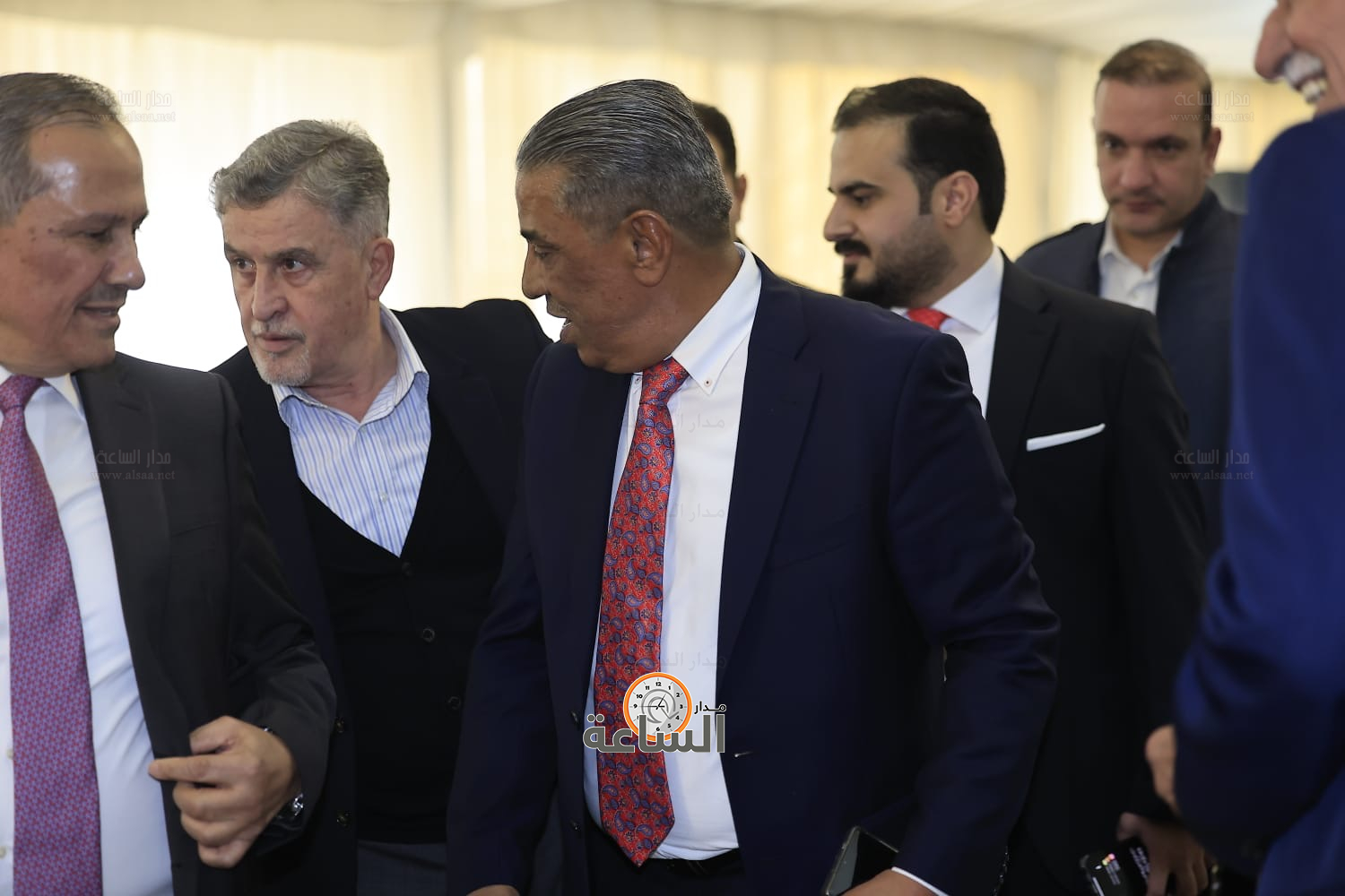 Madar Al-Saa Images 0.37751611201554314