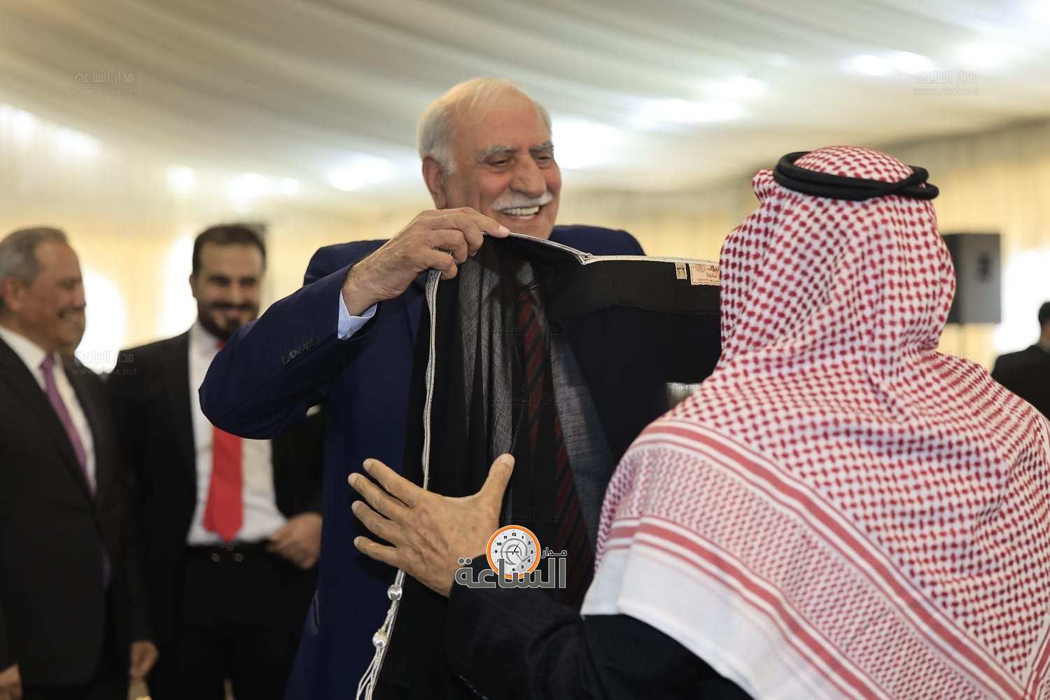 Madar Al-Saa Images 0.8542913369960783