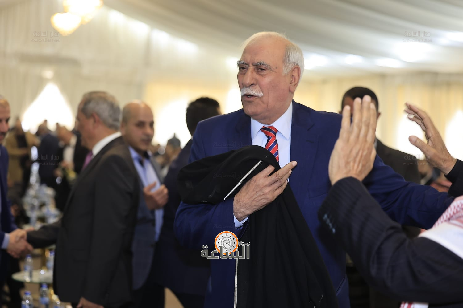 Madar Al-Saa Images 0.7512137847689362