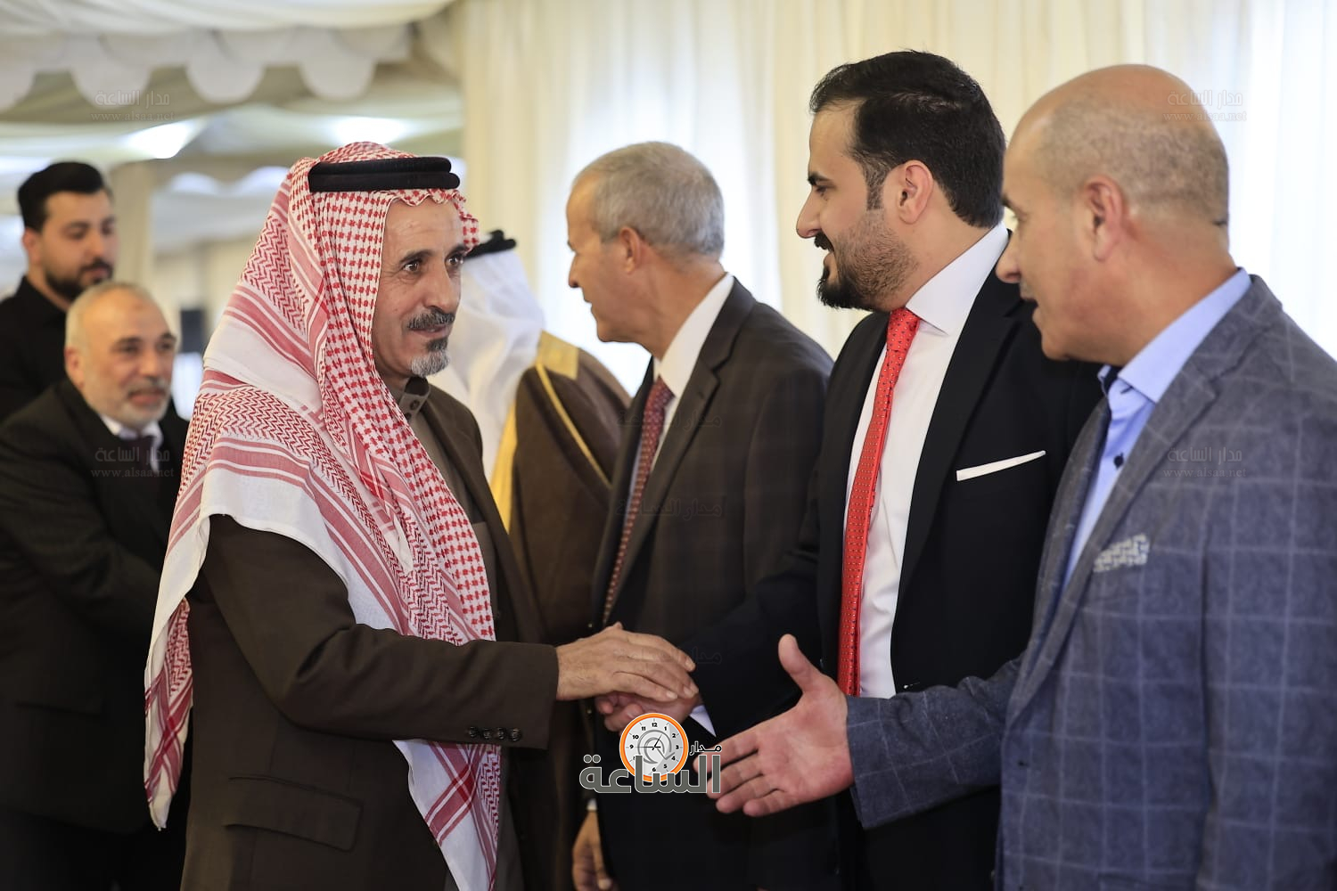 Madar Al-Saa Images 0.6205140725165976