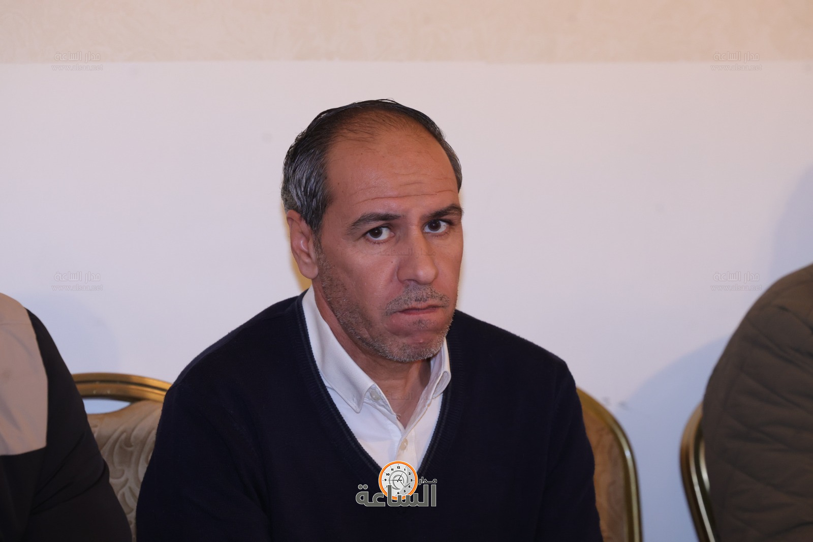 Madar Al-Saa Images 0.3895914085939136