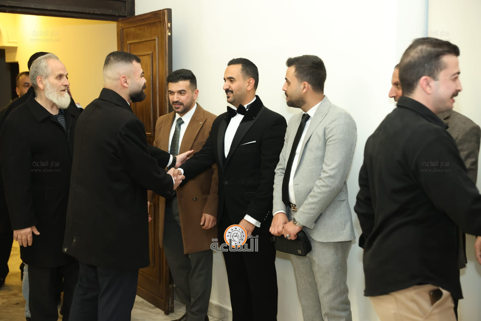 Madar Al-Saa Images 0.9461081430204443