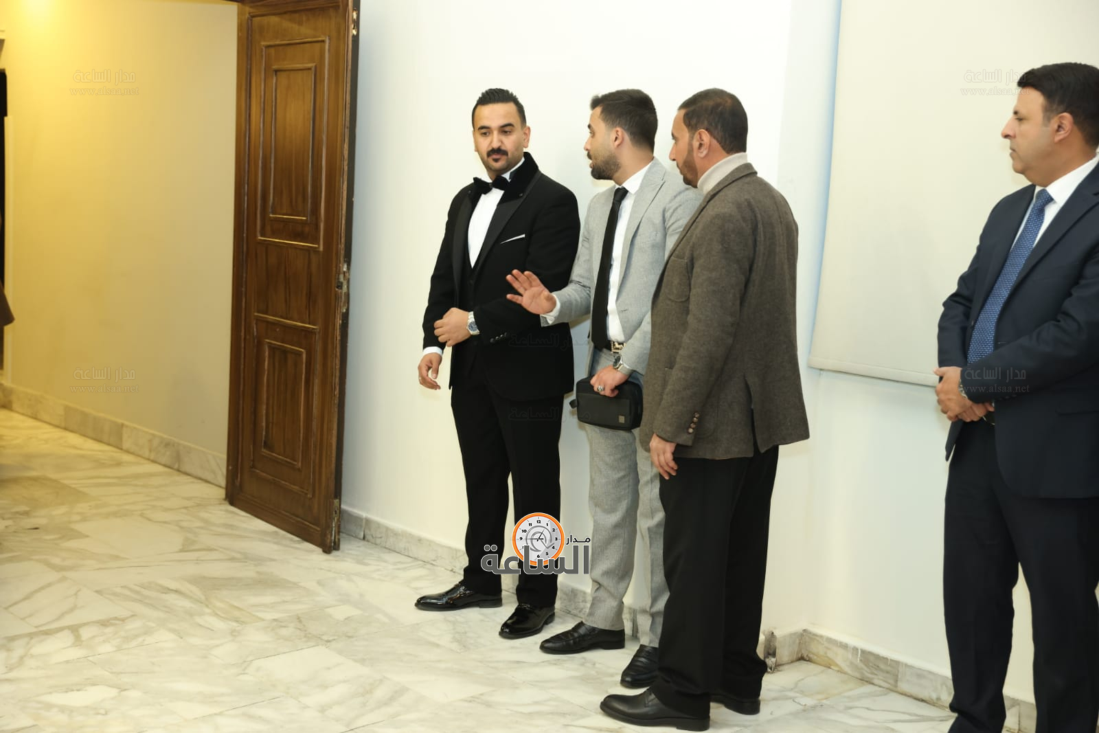 Madar Al-Saa Images 0.8926887488353192