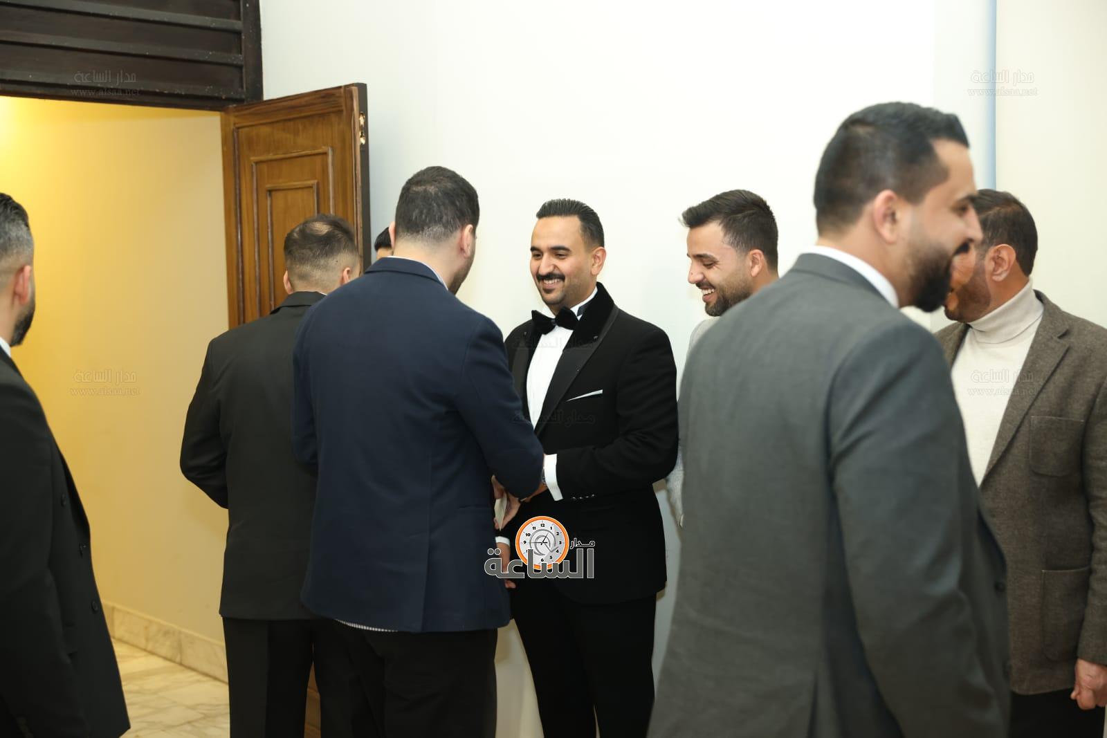 Madar Al-Saa Images 0.2852022929992365