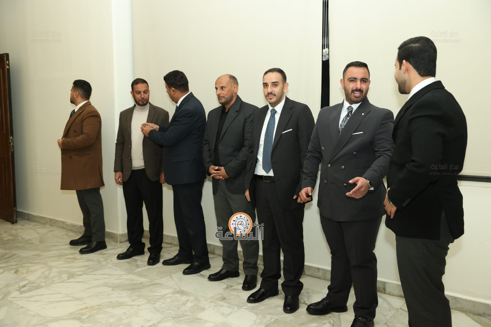 Madar Al-Saa Images 0.48027609526586745