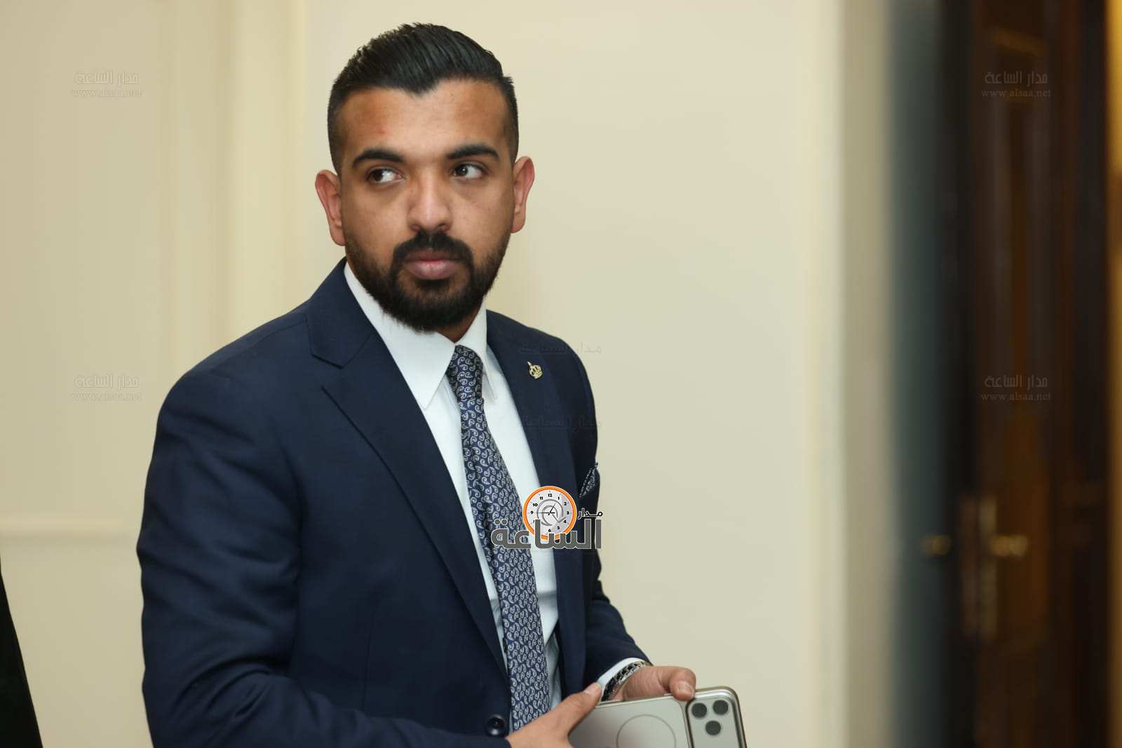 Madar Al-Saa Images 0.42480733261875825