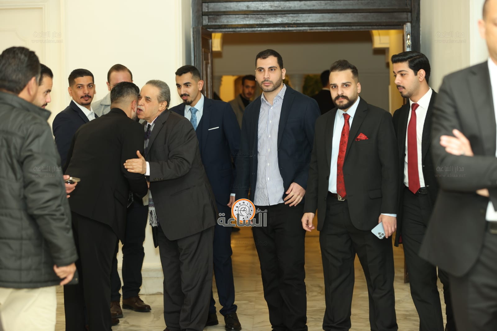 Madar Al-Saa Images 0.3207640748624455