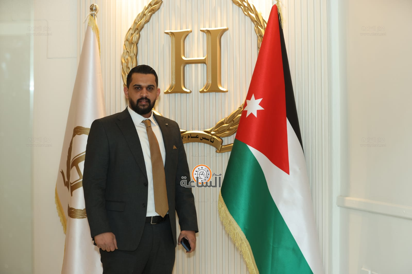 Madar Al-Saa Images 0.8381961367794067