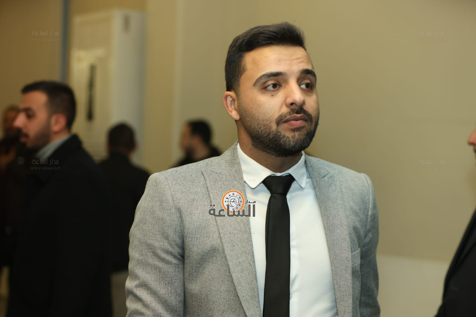 Madar Al-Saa Images 0.6872004201799083