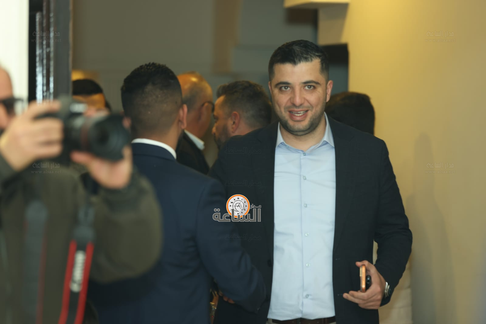 Madar Al-Saa Images 0.18441963990814692