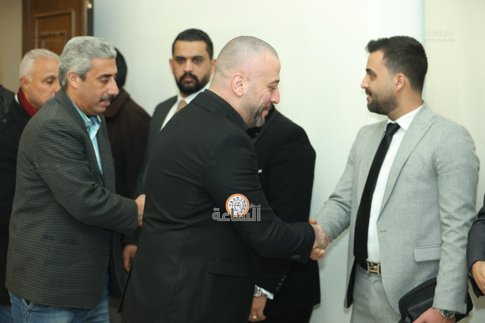 Madar Al-Saa Images 0.8539850667429227