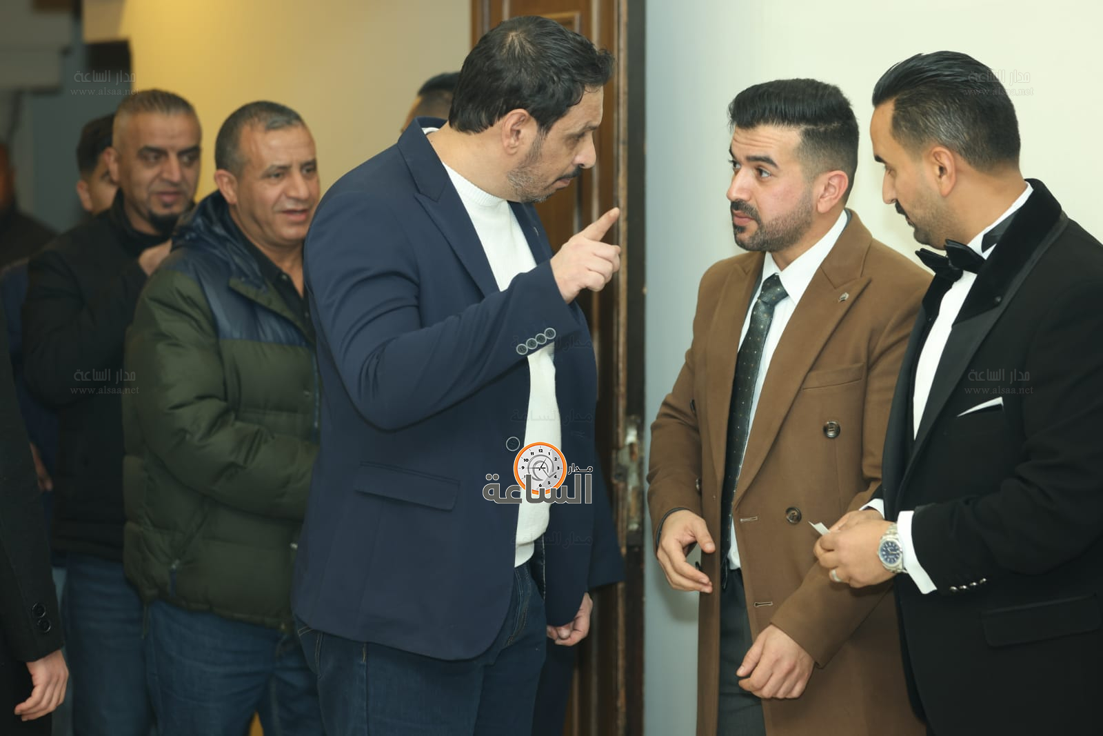 Madar Al-Saa Images 0.48091752816424993