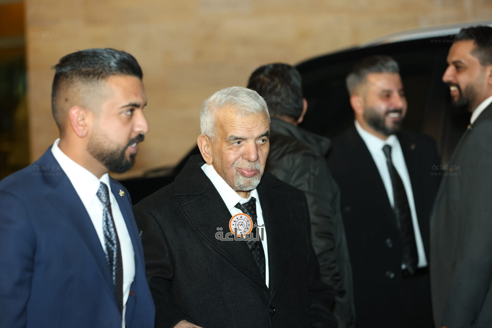 Madar Al-Saa Images 0.9990184083990302