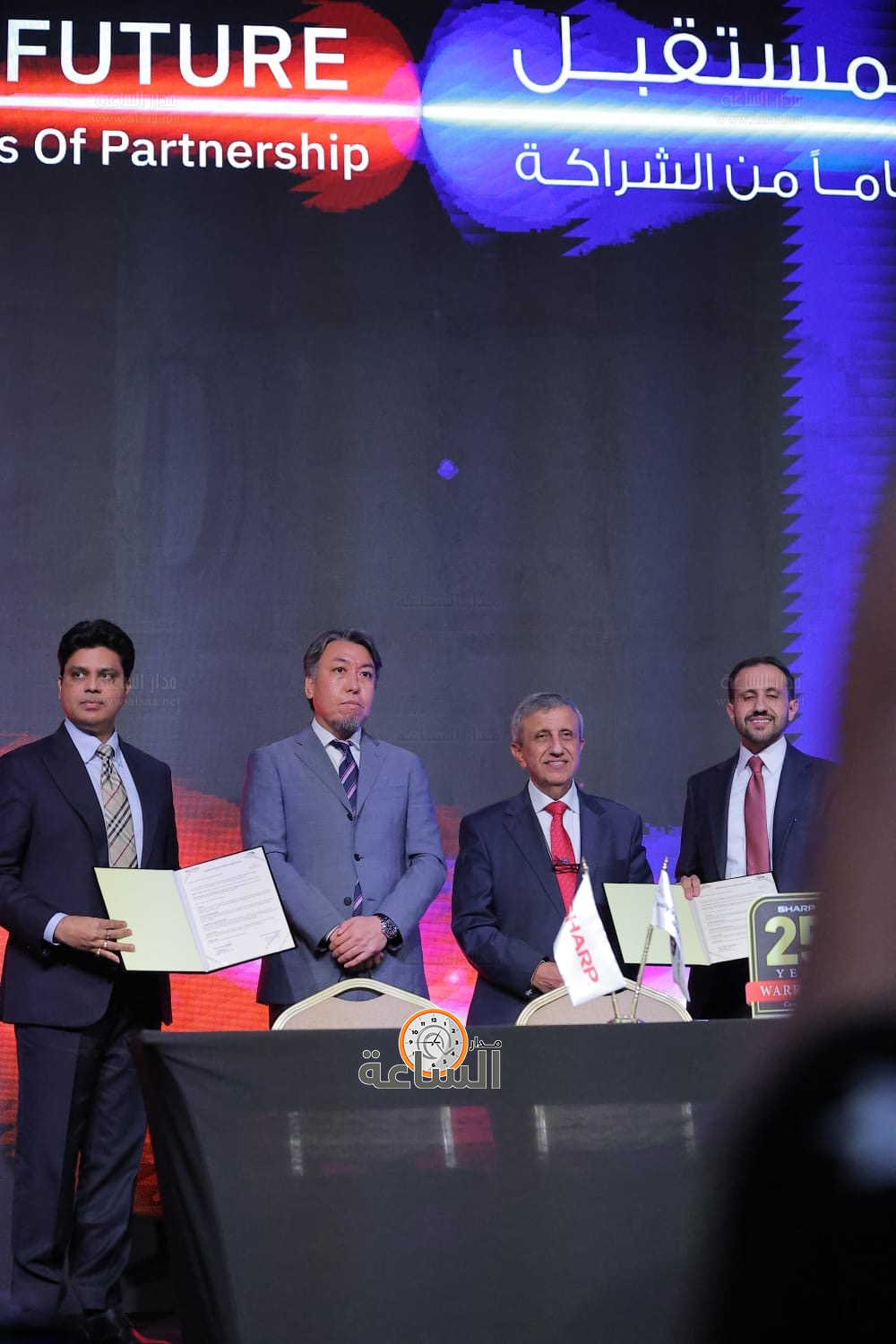 Madar Al-Saa Images 0.3833187870016055