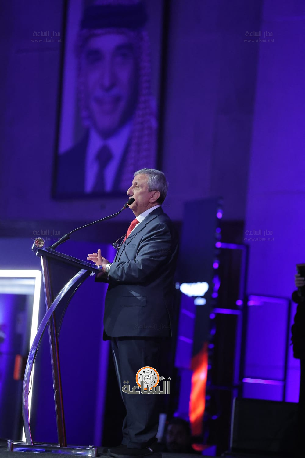 Madar Al-Saa Images 0.4484638544129288