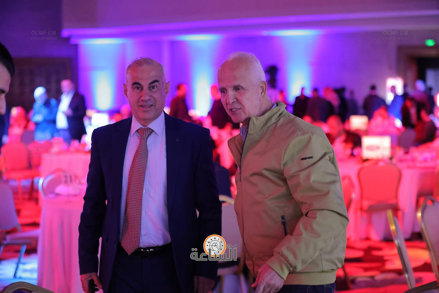 Madar Al-Saa Images 0.8443409340218253