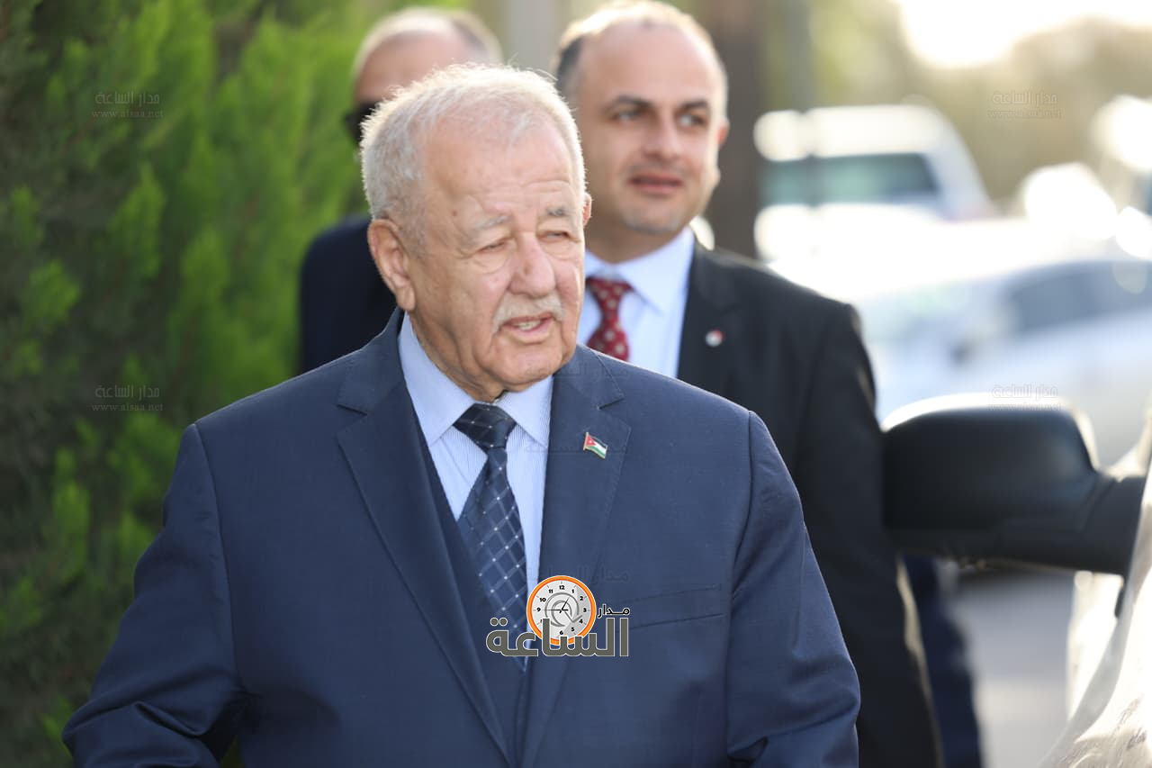 Madar Al-Saa Images 0.6841470475683579