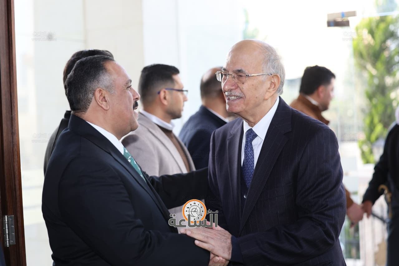 Madar Al-Saa Images 0.1612260874242334