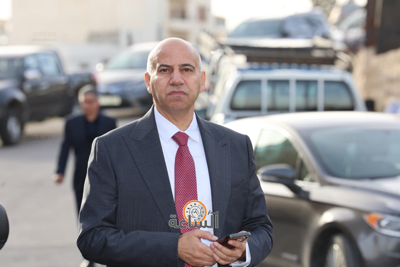 Madar Al-Saa Images 0.539029775015063