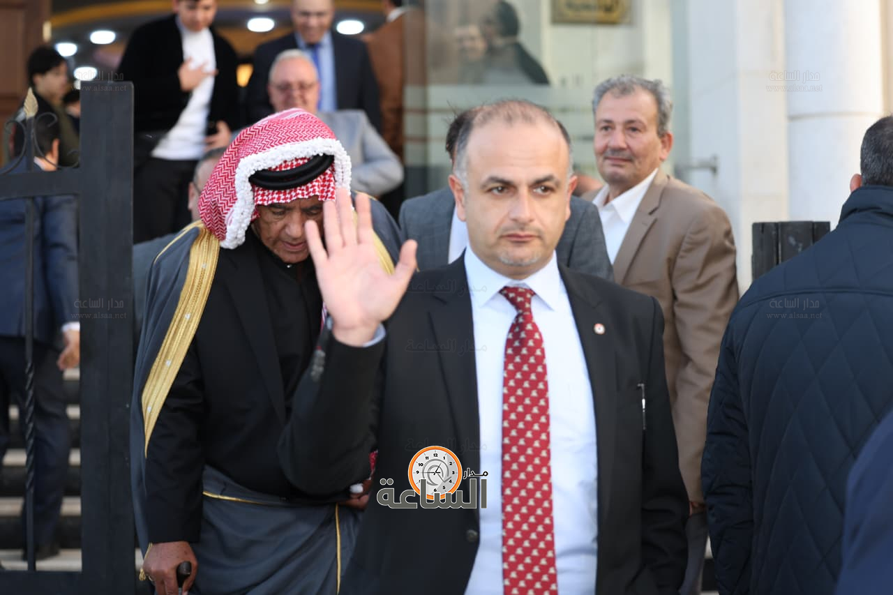 Madar Al-Saa Images 0.9847653112843915