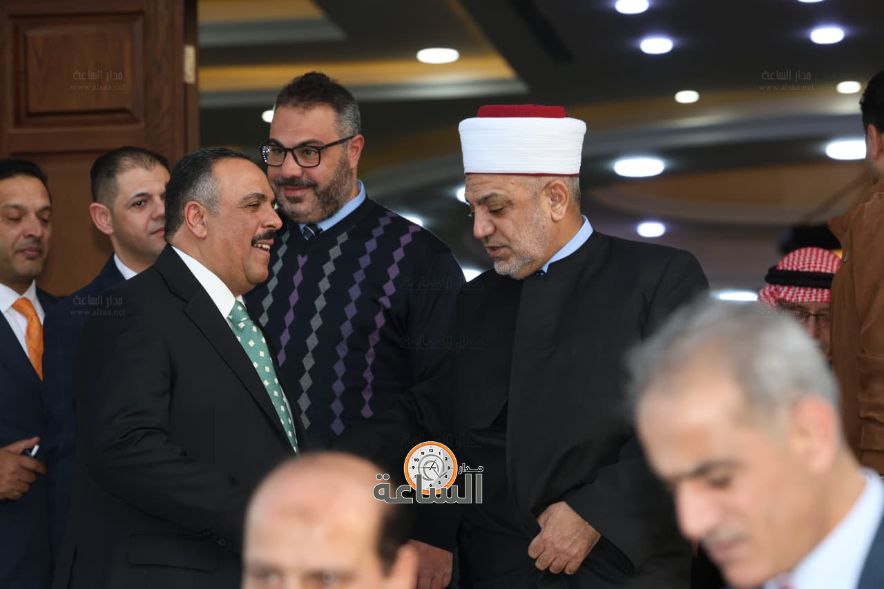 Madar Al-Saa Images 0.14785778358583979