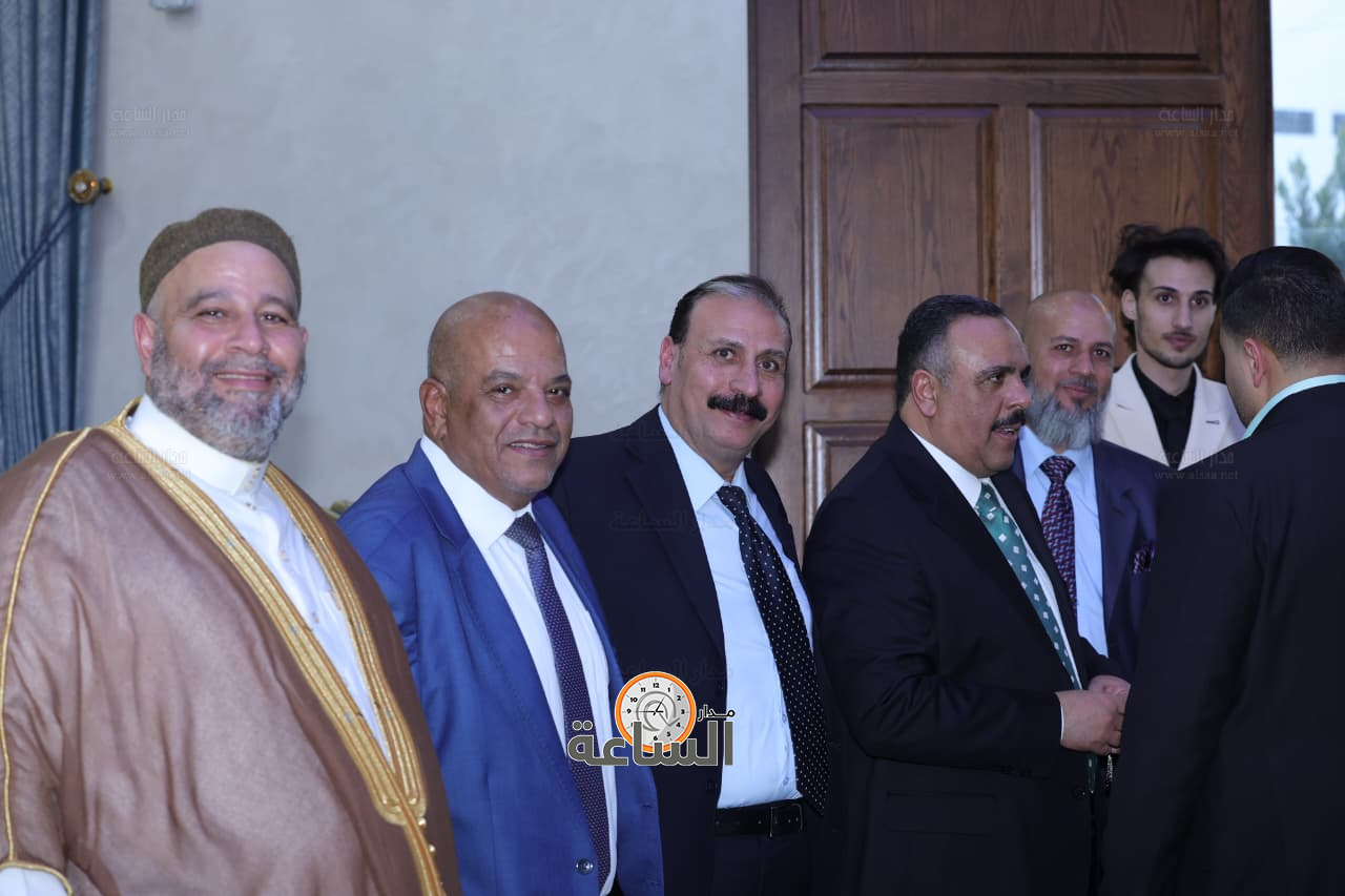 Madar Al-Saa Images 0.9349460068687654