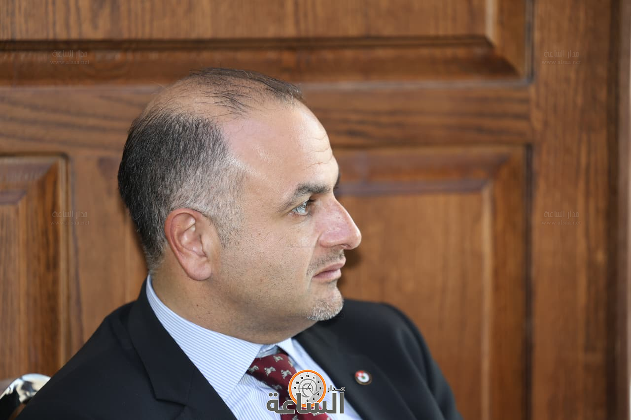 Madar Al-Saa Images 0.9315492946899514