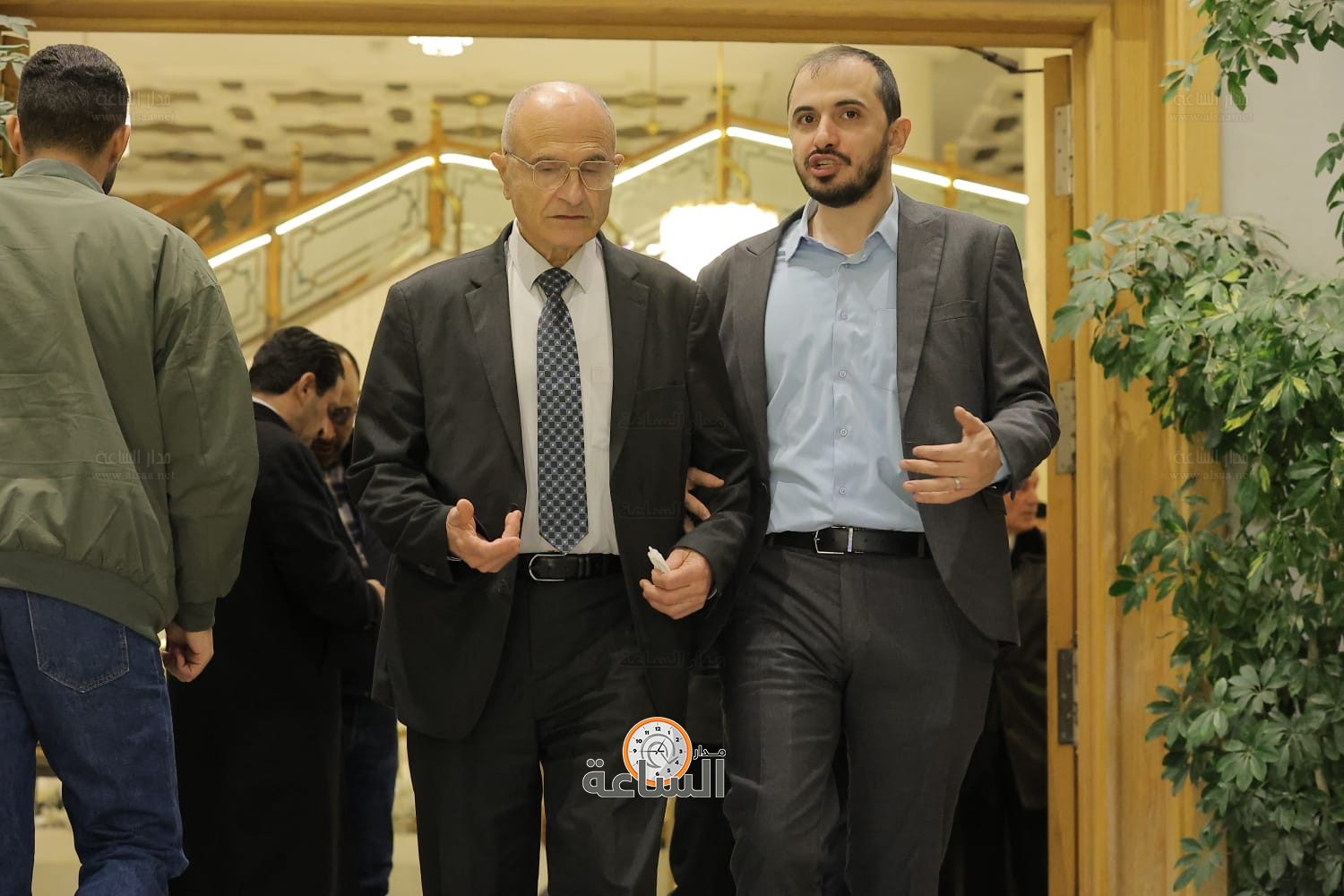 Madar Al-Saa Images 0.7004487391639923