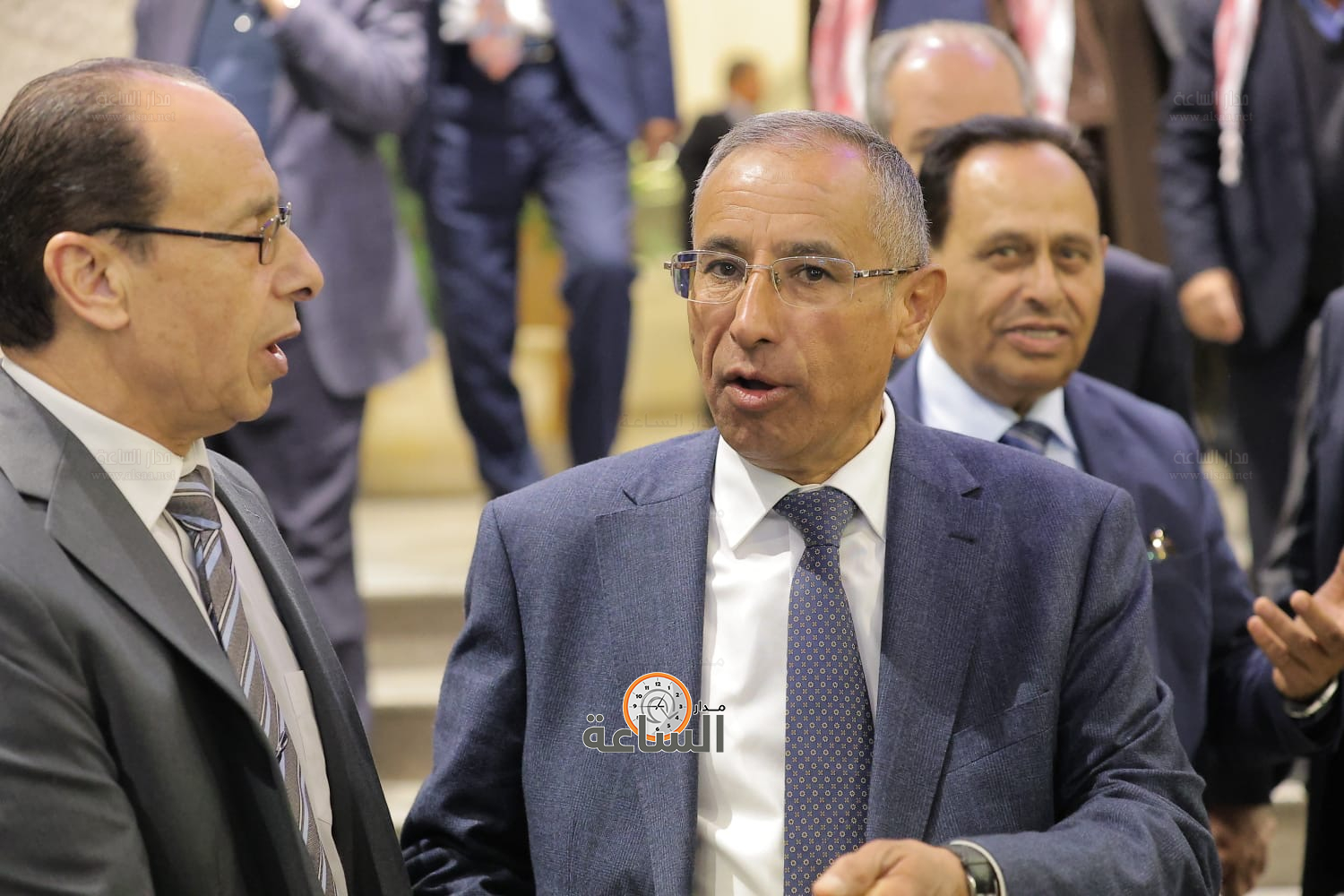 Madar Al-Saa Images 0.5978225049438157