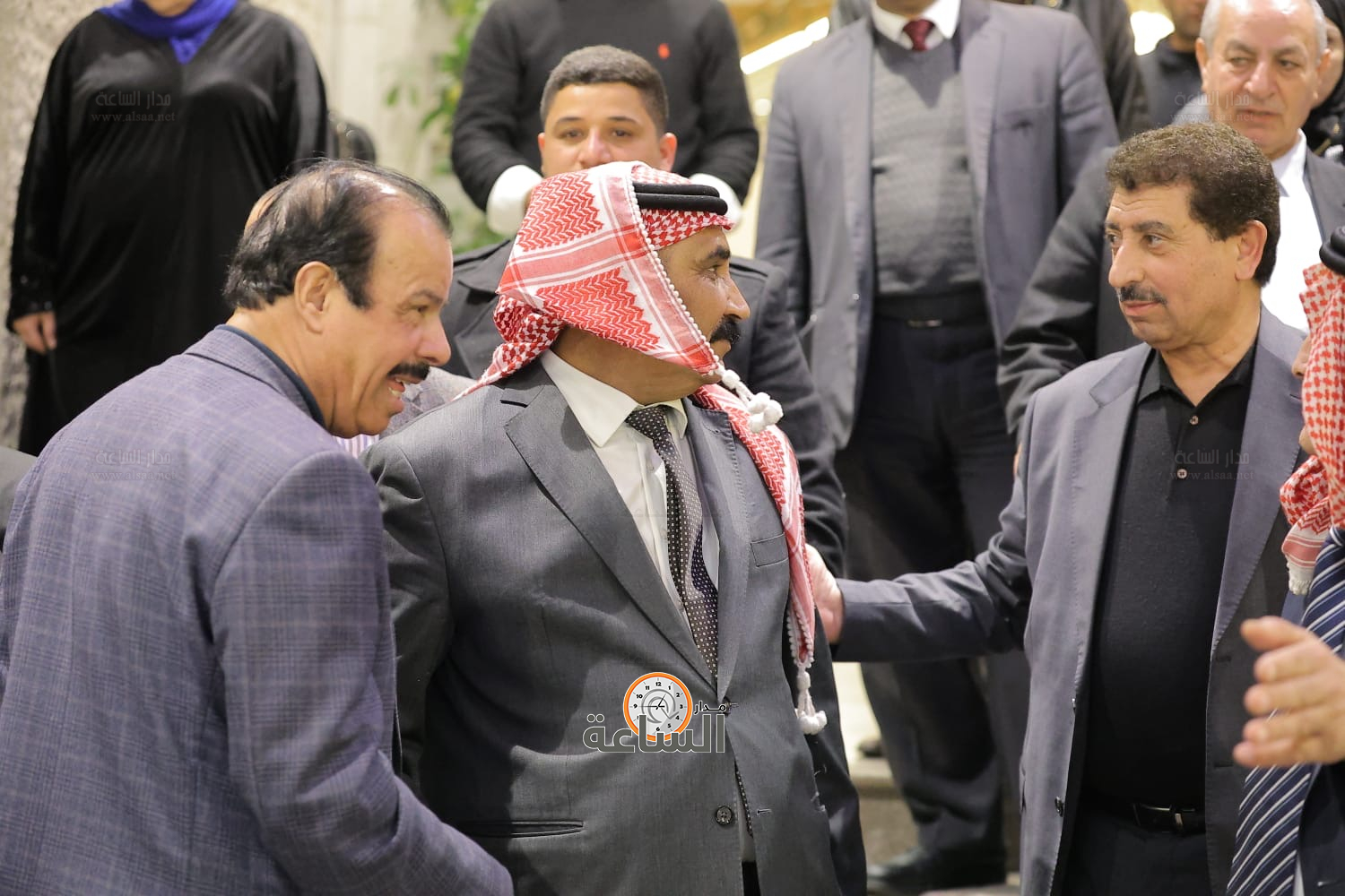 Madar Al-Saa Images 0.8763225611781829