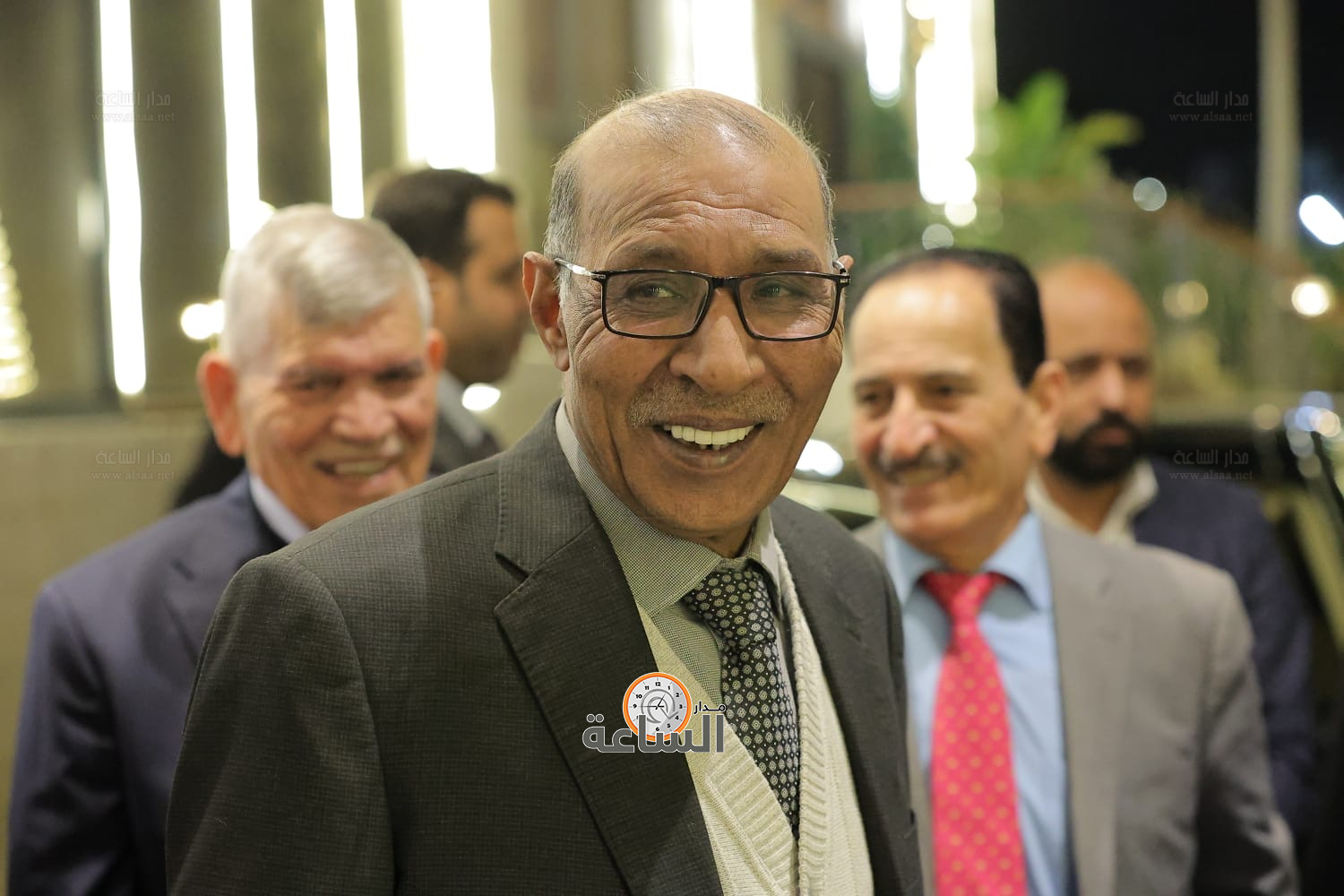 Madar Al-Saa Images 0.1517006883012263