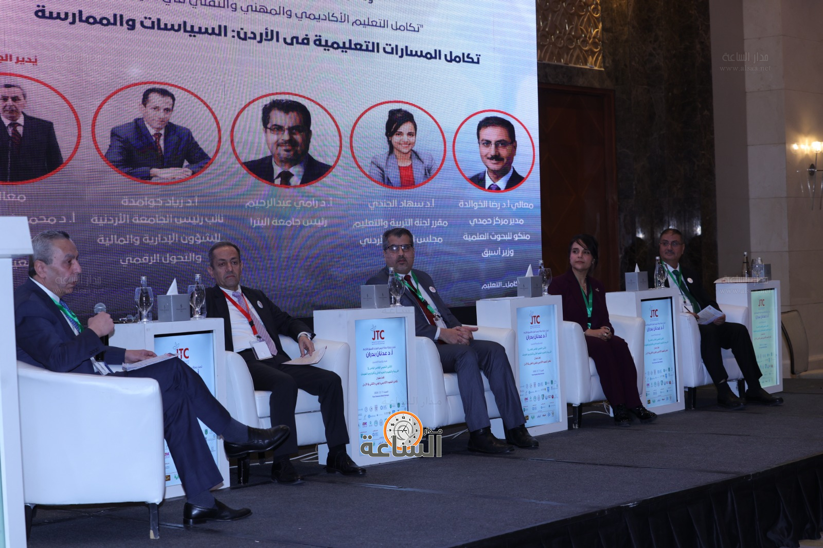 Madar Al-Saa Images 0.8326325290843536