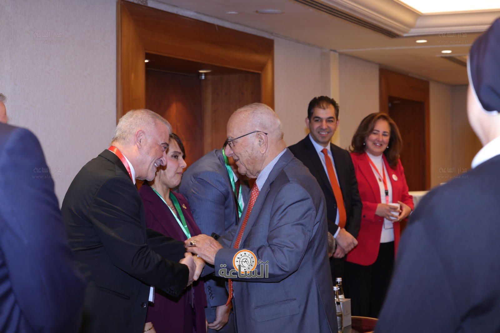 Madar Al-Saa Images 0.8640527921984666