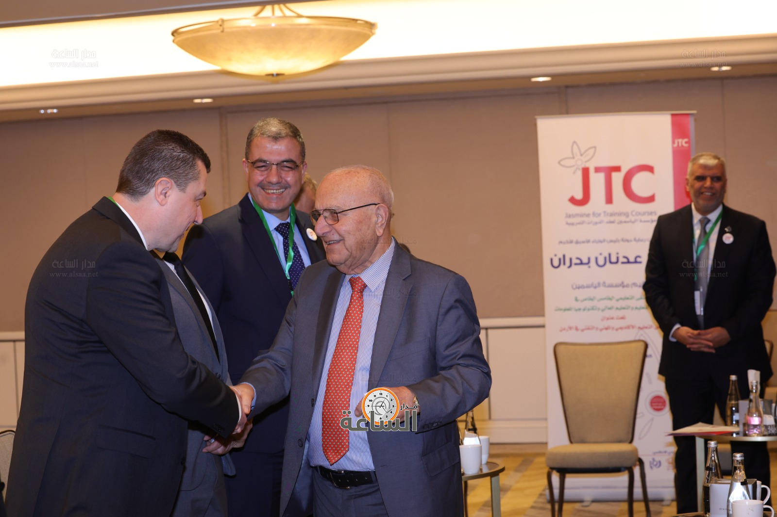 Madar Al-Saa Images 0.9481766526451363