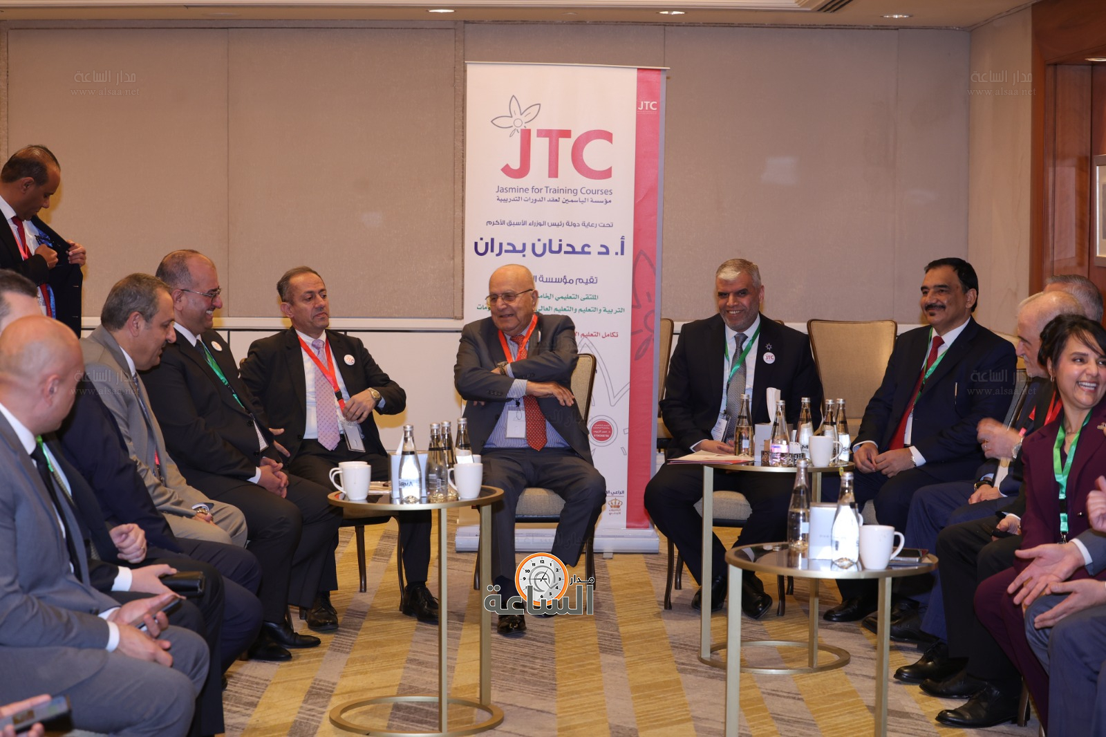 Madar Al-Saa Images 0.8574648454491162